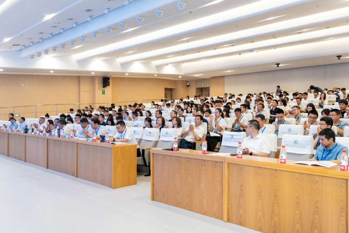 中国国外农业经济研究会2024年会员代表大会暨学术研讨会在华中农业大学成功举办