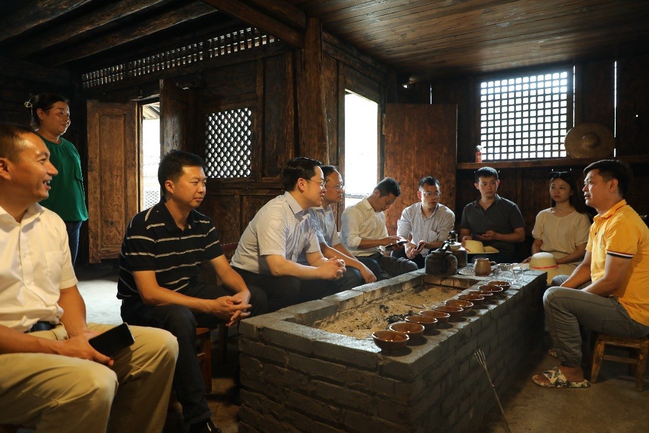 清华公管学院王亚华教授领衔创作案例获评2022示范“主题案例”成果